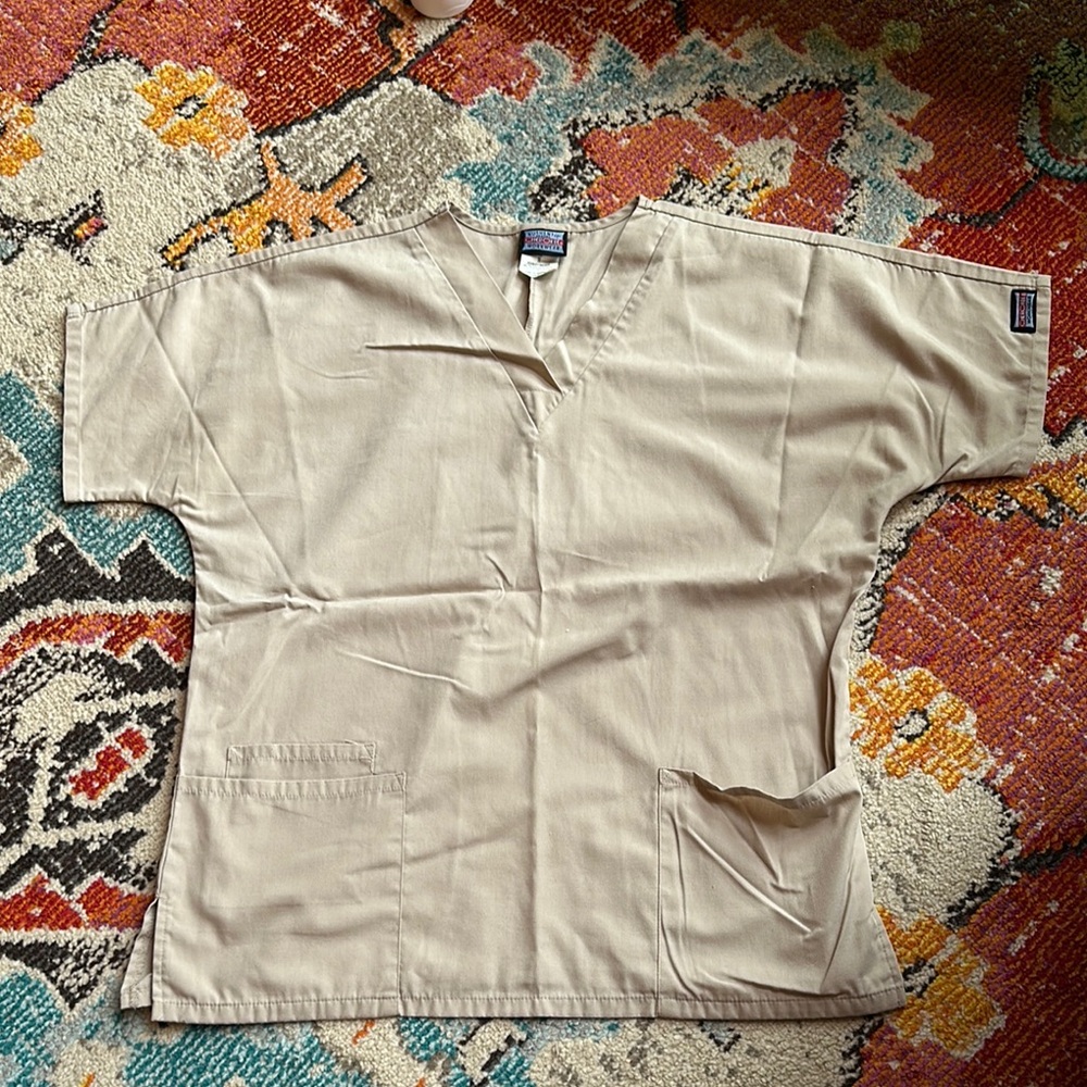 Cherokee Workwear Tan Scrub Top, Small